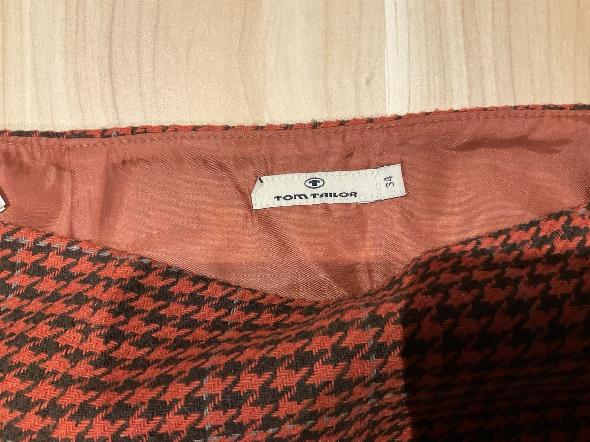 Tom Tailor Röcke: Minijupe Tom Tailor Grösse 34/36 – Gebraucht aus Lupsingen von Fabboy 2