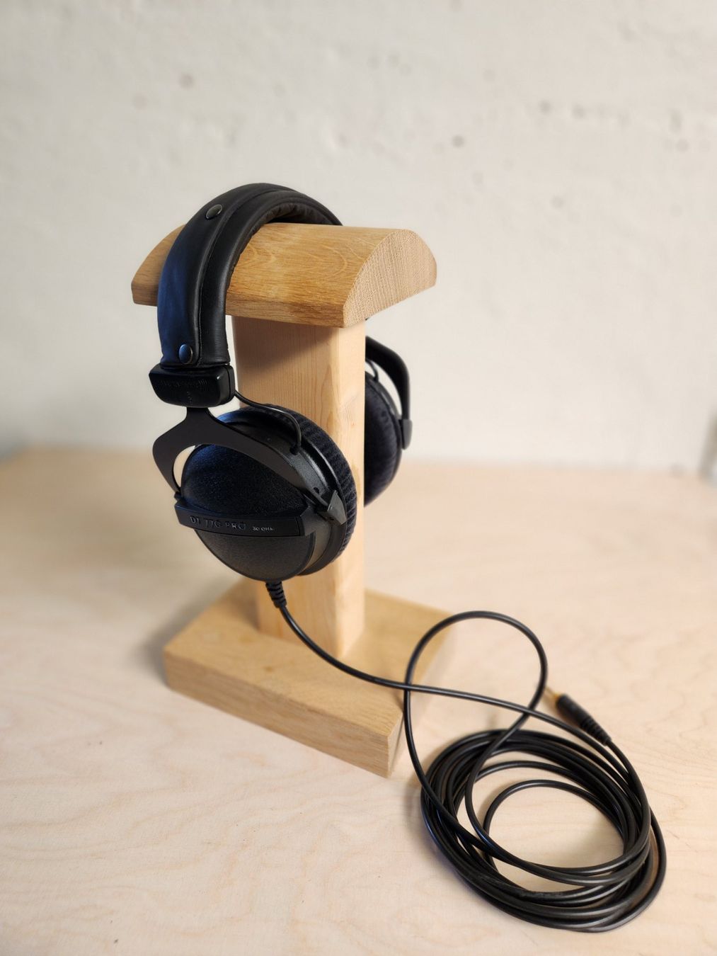 Beyerdynamic Cuffie: Beyerdynamic DT 770 Gebraucht mit Transporttasche – Usato da Basel venduto da clear 1