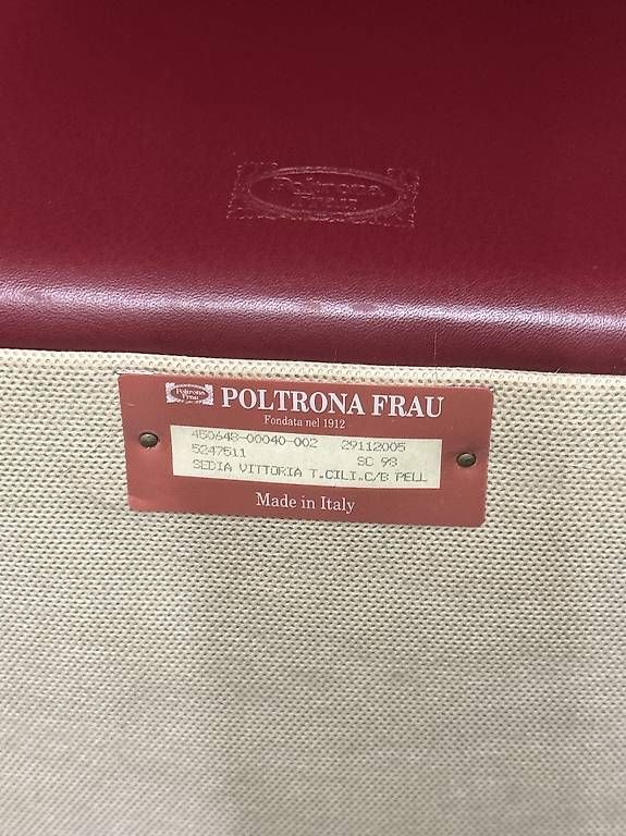 Stühle: Vottoria Stühle von Poltrona Frau – Gebraucht aus Hünenberg von DC-AG 3