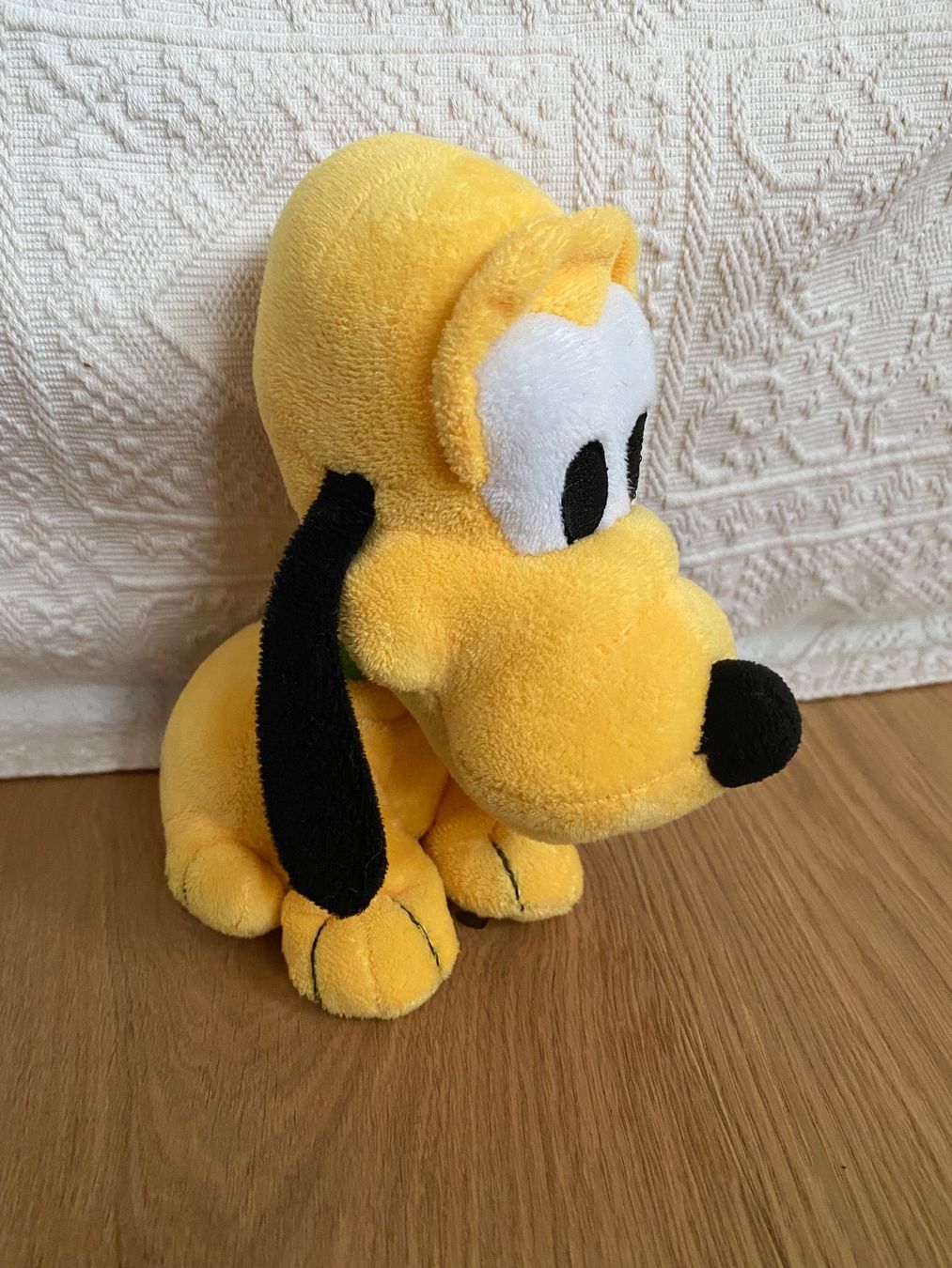 Disney Spielzeuge: Disney Plüsch Pluto – Gebraucht aus Trachslau von M_Schmid81