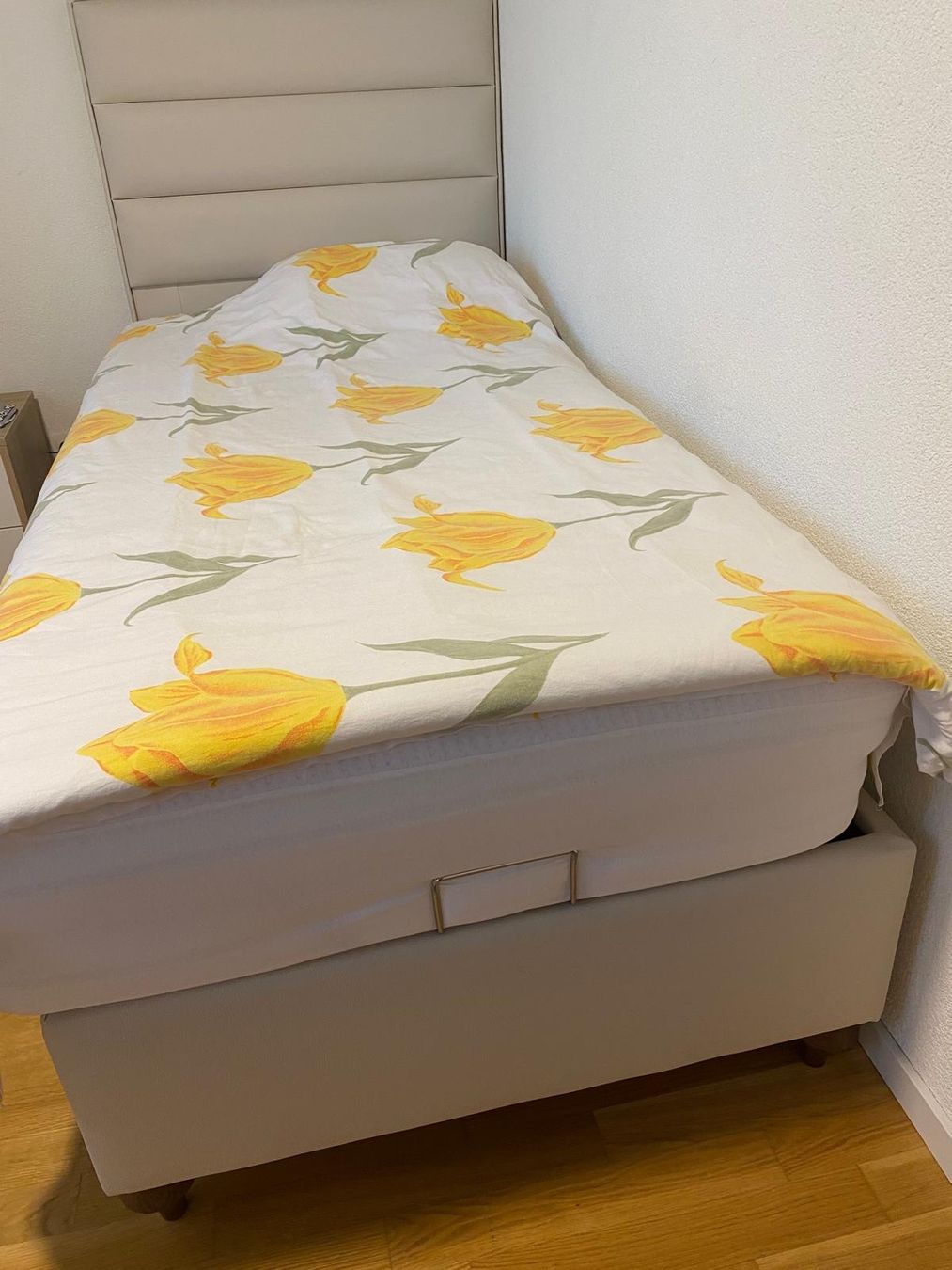 Letti: Lit simple avec rangement intégré 90x200 - Comme neuf – Usato da Chavannes-Renens venduto da dil_c2f6 2