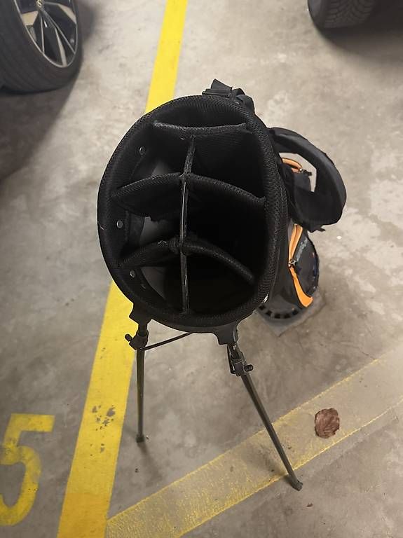 Taschen: Sac de golf Wilson – Gebraucht aus Mollens VS von sarah129