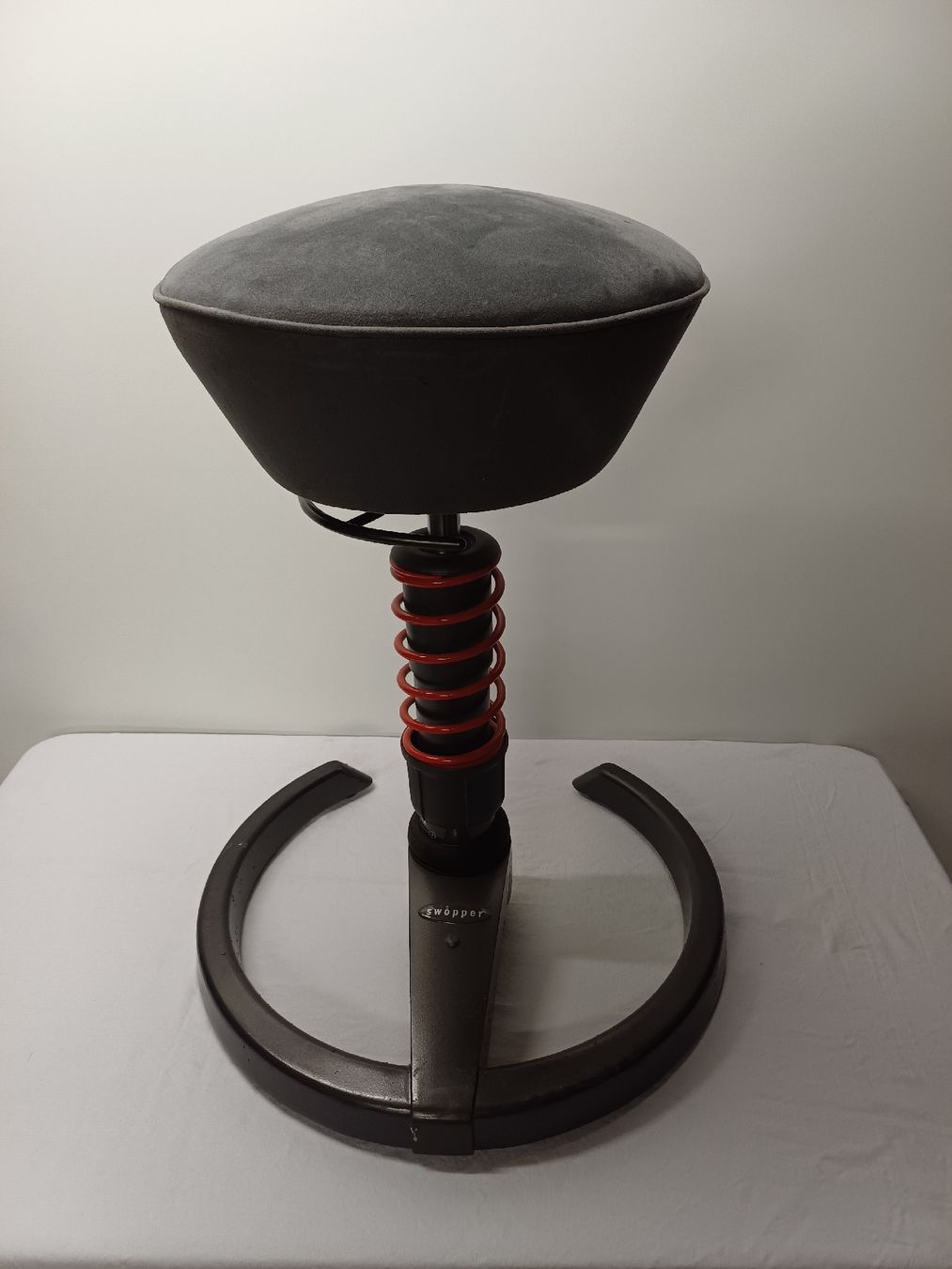 Hocker: Swopper Hocker – Defekt aus Wangenried von
