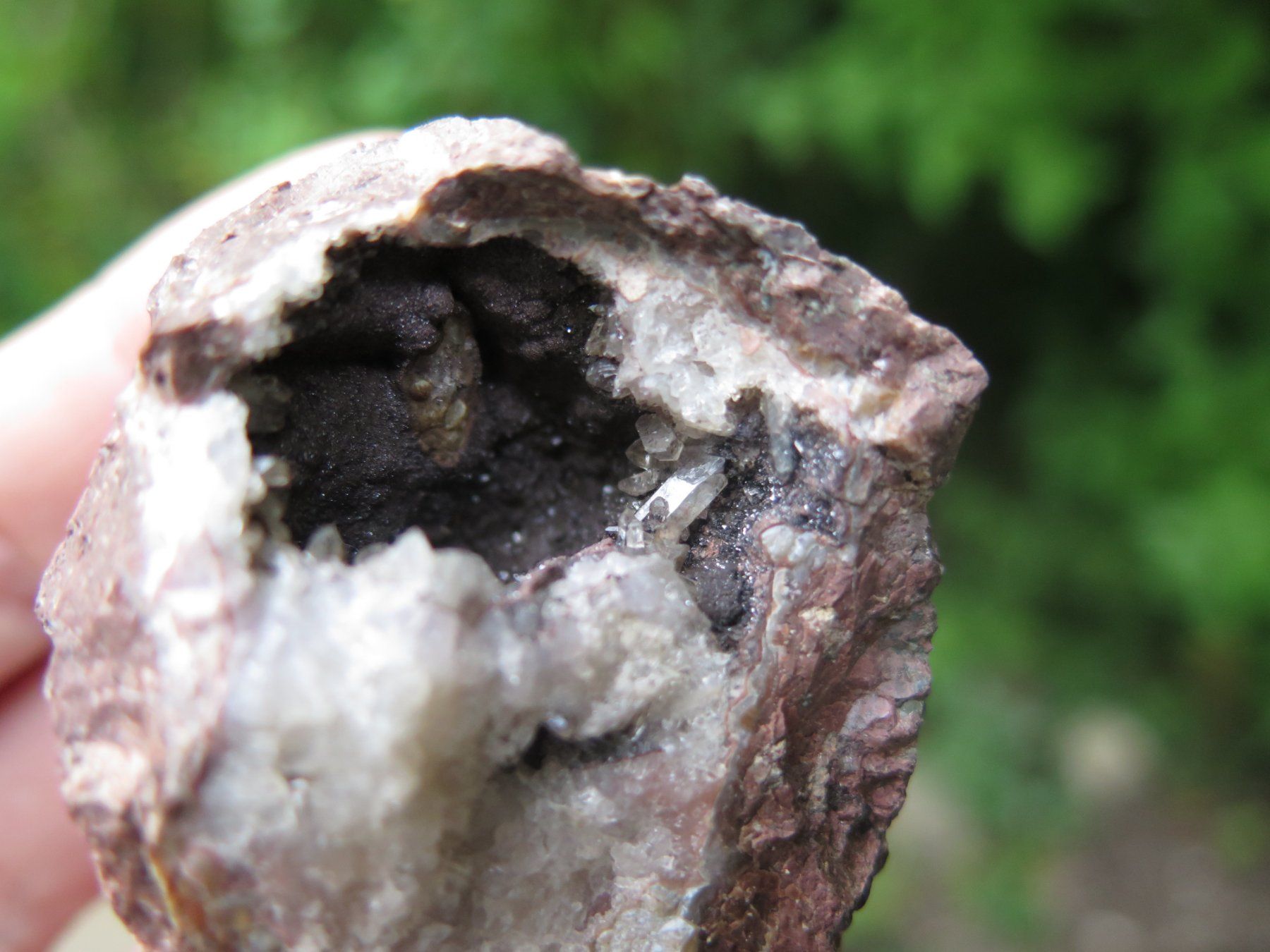 Mineralien & Heilsteine: Schneekopfkugel – Gebraucht aus Schaffhausen von Yamakana51L8736OQ8 3