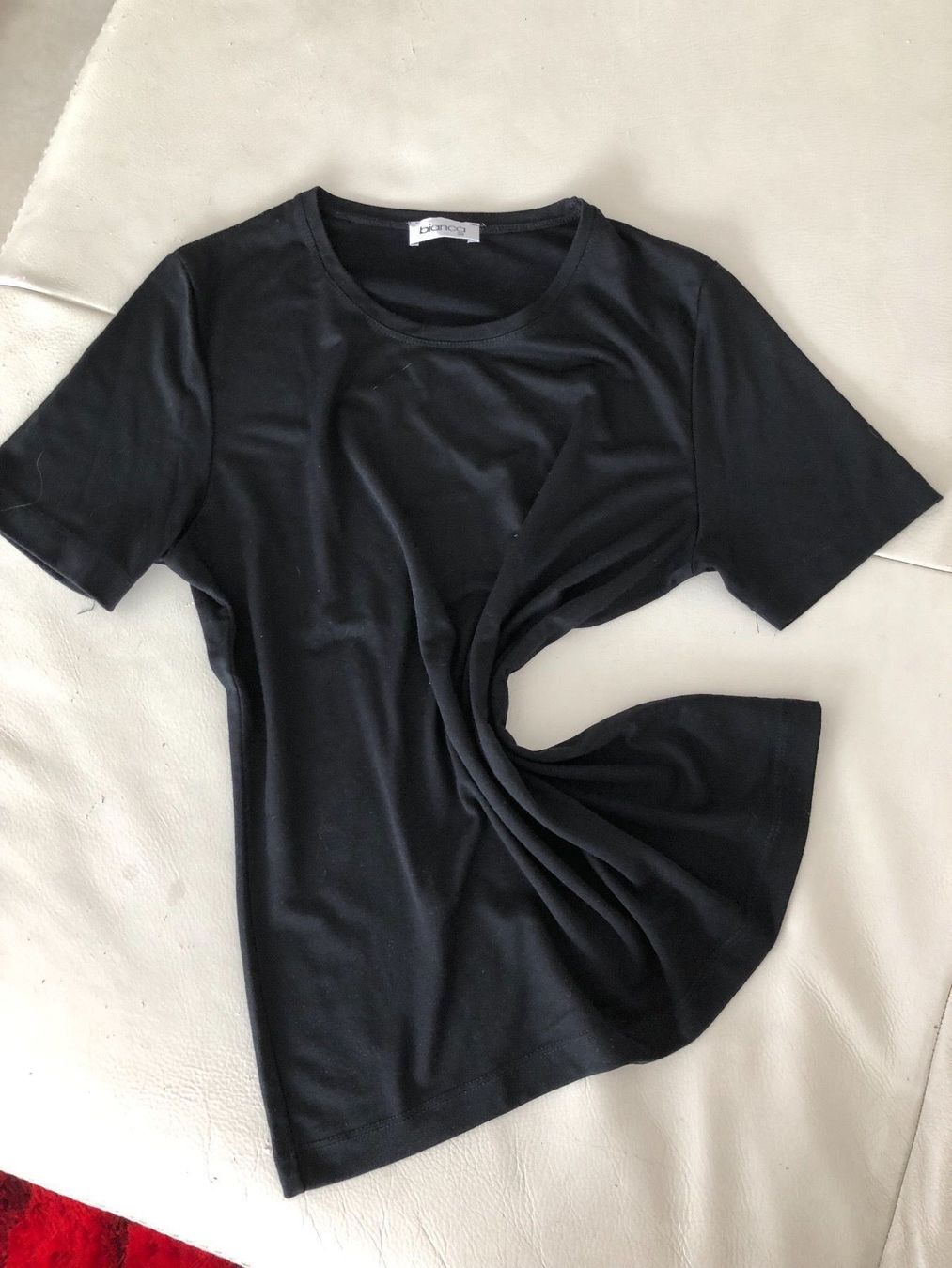 T-shirt: Pull T-Schirt Bianca – Usato da Delémont venduto da stella063 2