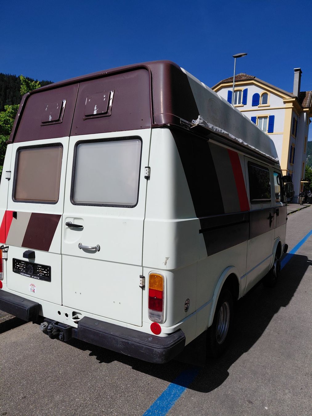 VW Véhicules de camping: Camping car – D'occasion à Noiraigue par pel_ny7d 1
