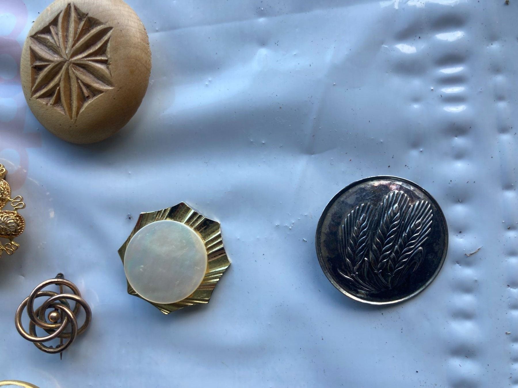 Spille & Fermagli: Broschen Schmuck – Usato da Lauperswil venduto da Nep1 7
