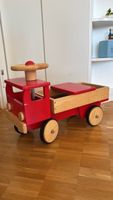 Rutschauto aus Holz