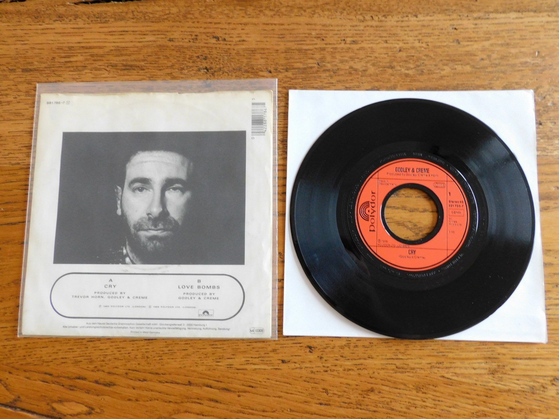 Dischi in vinile: Godley & Creme ‎– Cry – Usato da Emmenbrücke venduto da lamorak 1