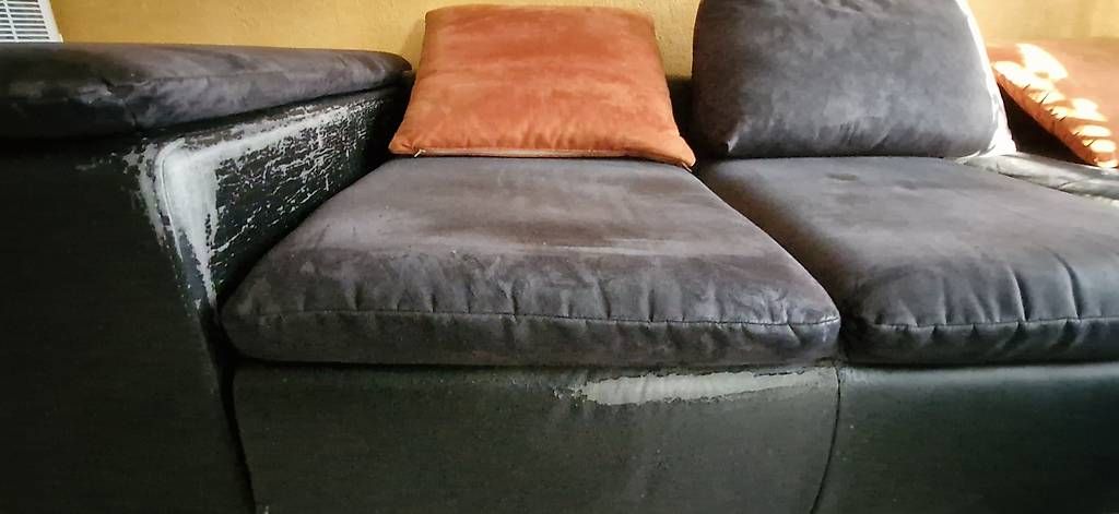 Divani: Sofa mit Sitzwürfel schwarz/orange – Usato da Willisau venduto da suppi89