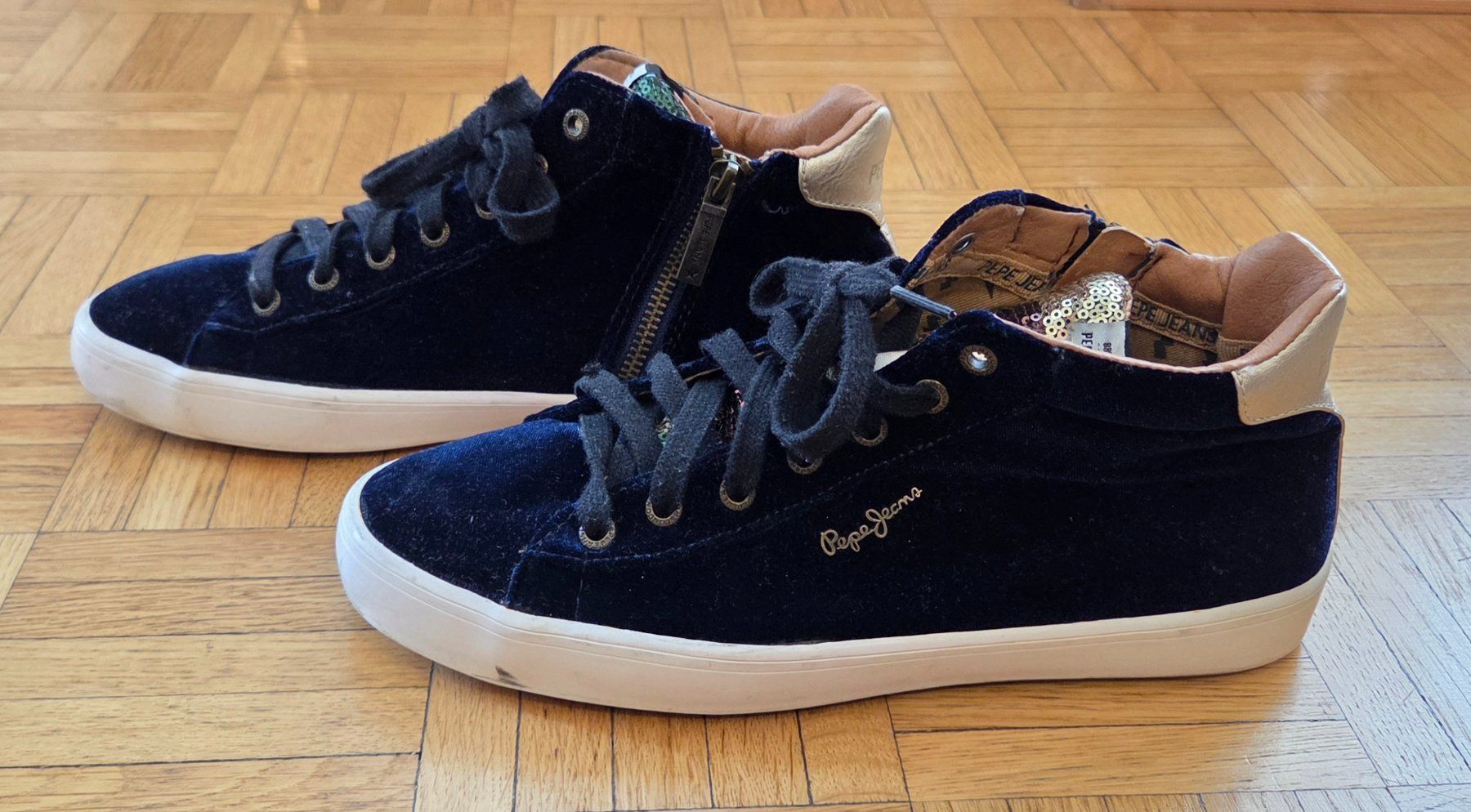 Damenschuhe: Pepe Jeans Damenschuhe Grösse 40 – Gebraucht aus Brüttisellen von ruebli-fan13 1