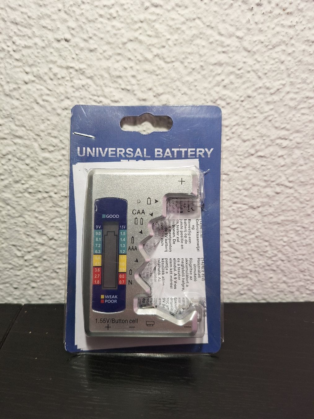 Mesurer: Universal Batterie Tester – Neuf avec emballage d'origine à Pfäffikon SZ par TobyPeterson