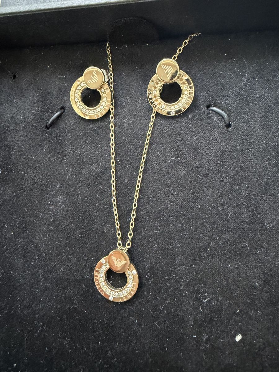 Armani Autres bijoux: Armani Schmuckset  – D'occasion à Basel par cor_5y8l 3