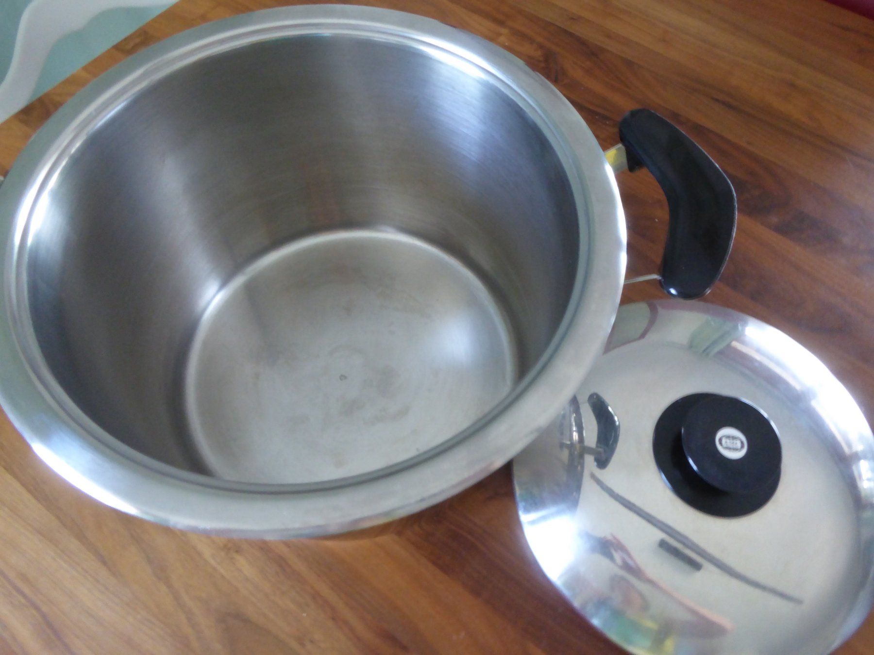 Amc Padelle: grosse AMC Pfanne 7066,  8 Liter Top – Usato da Burgdorf venduto da Zimpu10 1