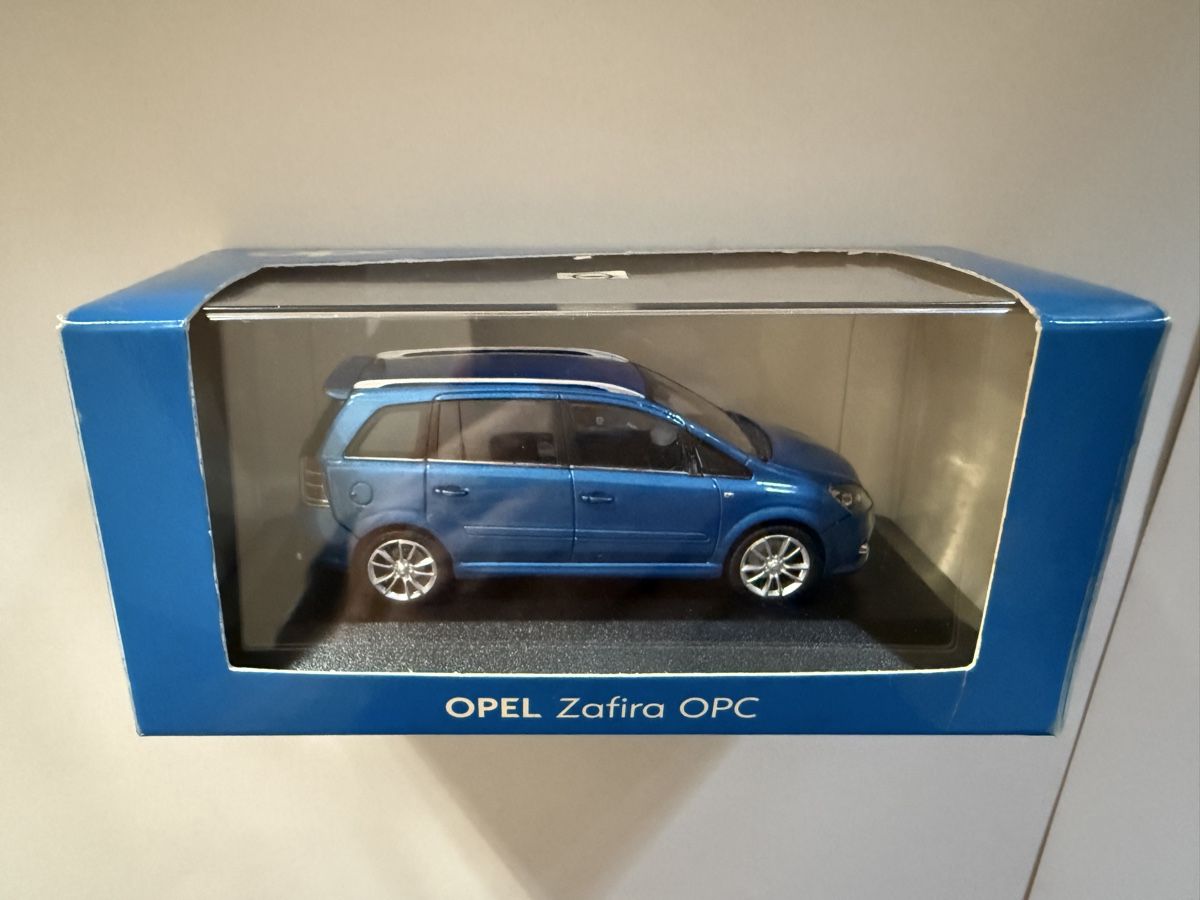 Kit di modellismo & Modellini statici: Opel Zafira OPC Modellauto 1:43 – Nuovo (secondo la descrizione) da Schwyz venduto da Aasterix