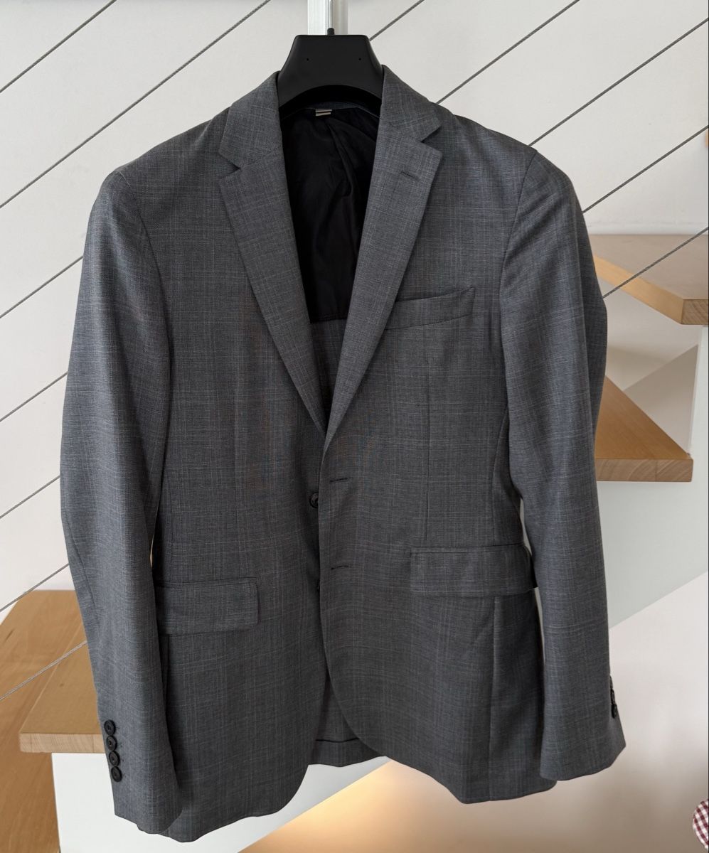 Burberry Anzüge: Costume Burberry 46R – Gebraucht aus wollerau von abaaaa92