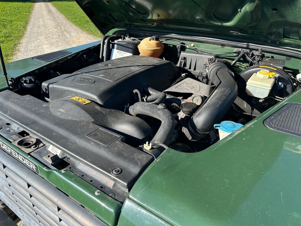 Land Rover Automobili: Land Rover Defender 90 TD5 – Usato da Sirnach venduto da MaechlerAutomobile 5