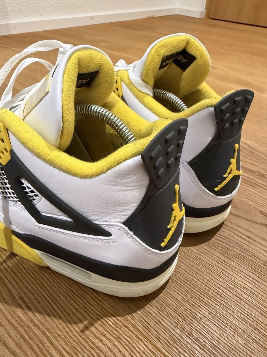 Jordan Scarpe da uomo: Nike Air Jordan 4 - Grösse 44 – Nuovo (secondo la descrizione) da Hagendorn venduto da Tiagoneves10 4