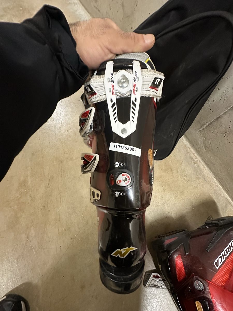 Nordica Sci: chaussures de ski Nordica – Usato da Genève venduto da wwo_mx7t 4