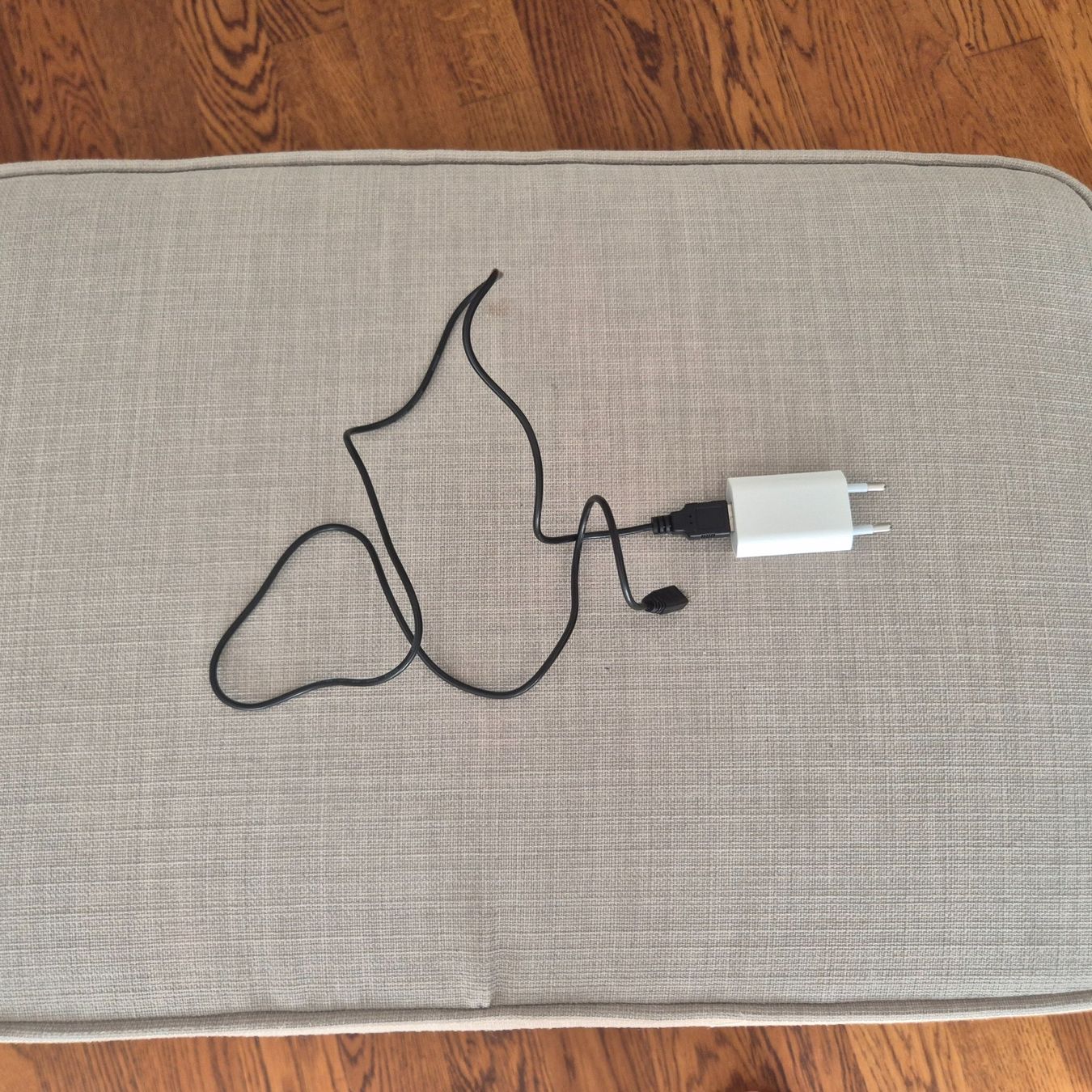 Apple Chargements: Apple Adapter mit aftermarket Kabel - USB Typ-A – D'occasion à Worb par WatchesAndVinyl
