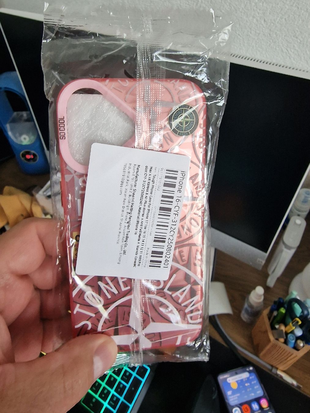 Stone Island Cover & Protezioni schermo: Coque iPhone 16 Stone island – Nuovo e nell'imballaggio originale da noréaz venduto da mepla76