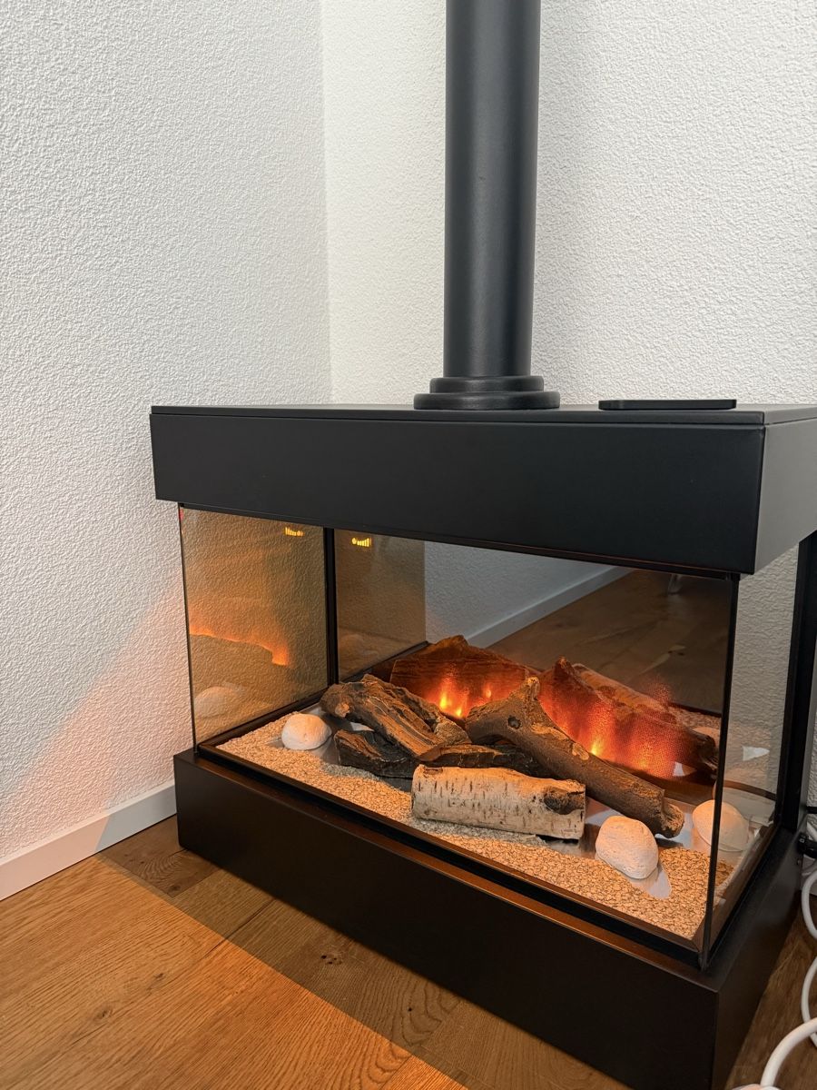 Camini: Elektrischer Kamin – Usato da Oberentfelden venduto da rma_mmg2