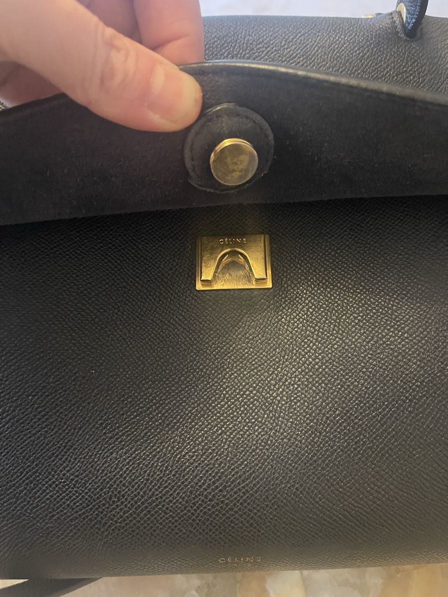 Celine Taschen für Damen: Celiné Belt Tasche Grosses Model, Versand Möglich – Gebraucht aus Zürich von Fashionista00 4