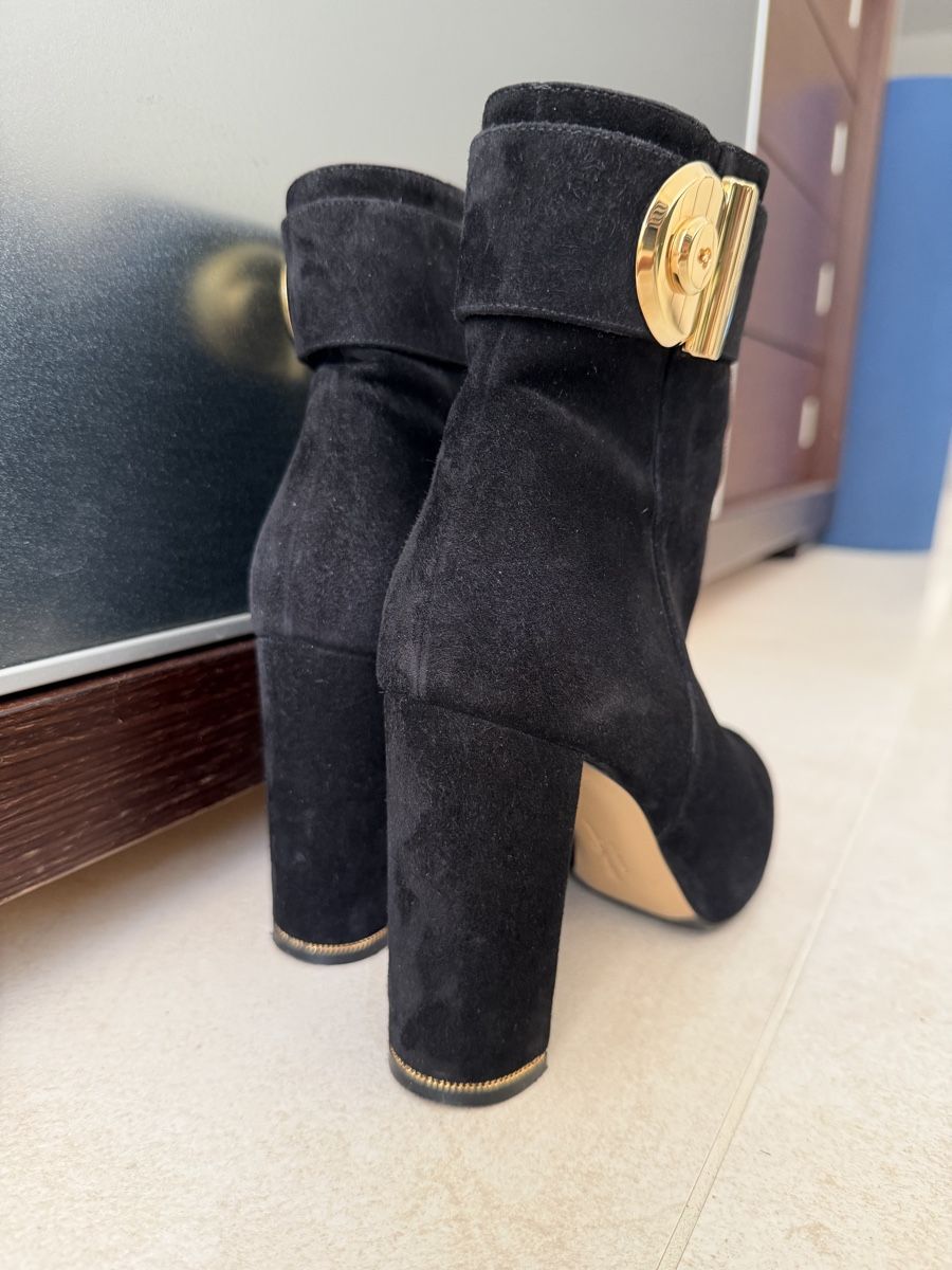 Salvatore Ferragamo Scarpe da donna: Ferragamo suede heels 38 size – Nuovo (secondo la descrizione) da Corsier GE venduto da Karol_save_planet 3