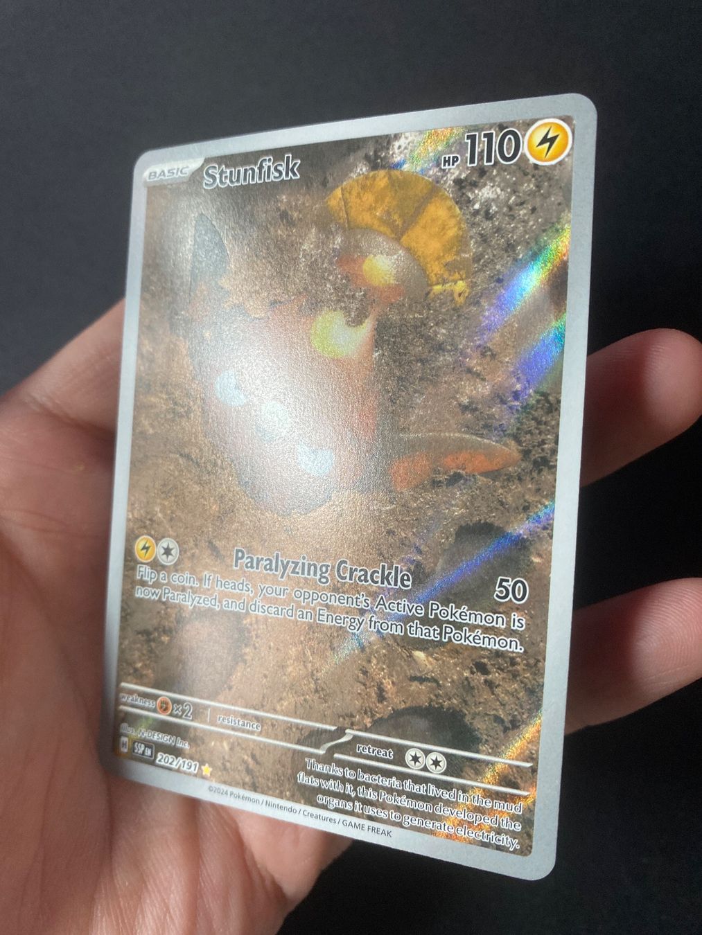 Pokémon Carte collezionabili: Stunfisk 202 - Flunschlik - Surging Sparks - EN – Nuovo (secondo la descrizione) da Hausen AG venduto da Shrade 1