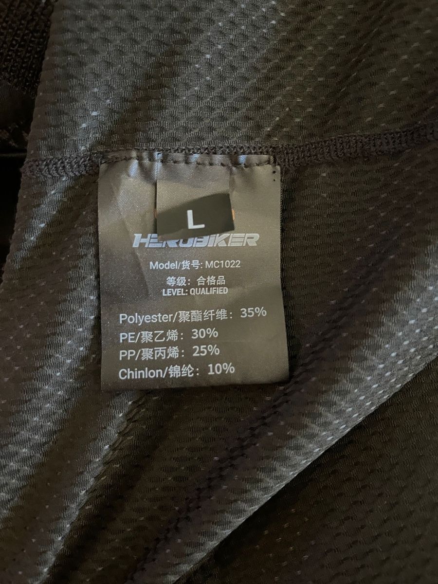 Protezioni & Imbottiture: Motorrad Protektorjacke Grösse L – Usato da Thalwil venduto da Mathilda2010 1