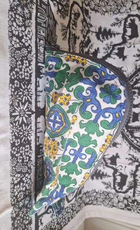 kleiner Beutel mit traditionellem Motiv