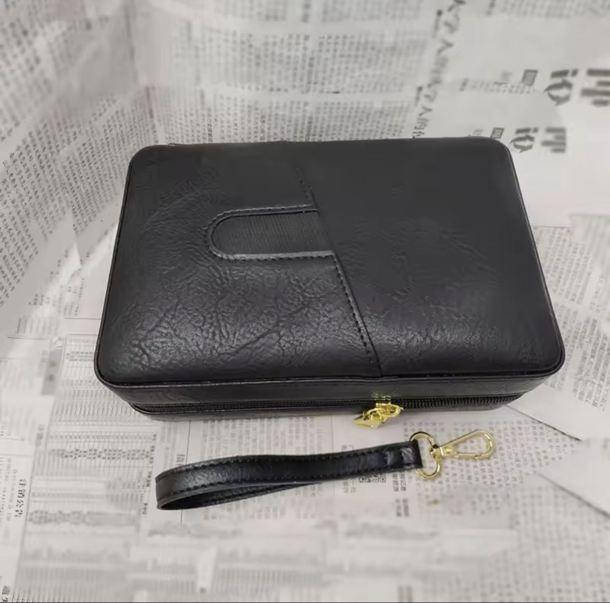 Autres tabacs: Zigarren Etui Leder Braun oder Schwarz – Neuf avec emballage d'origine à Flawil par swisstrendshop 2