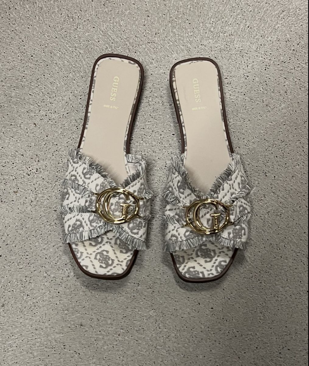 Guess Scarpe da donna: guess pantoletten NEU – Nuovo (secondo la descrizione) da Dübendorf venduto da lea_jjl
