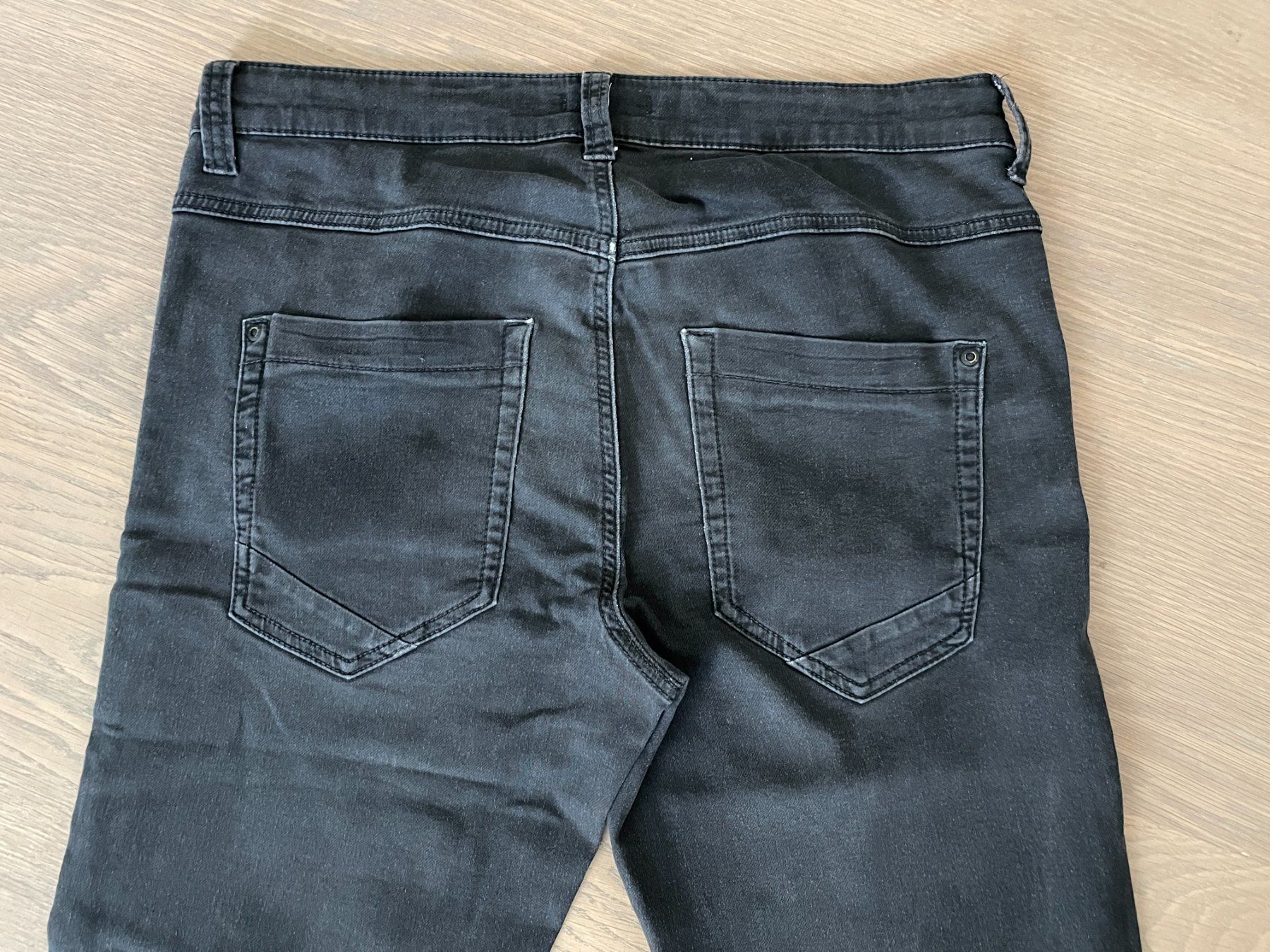 S.Oliver Pantaloni: Schwarze S.Oliver Jeans, Grösse 176 big – Usato da Rüschlikon venduto da user999 6