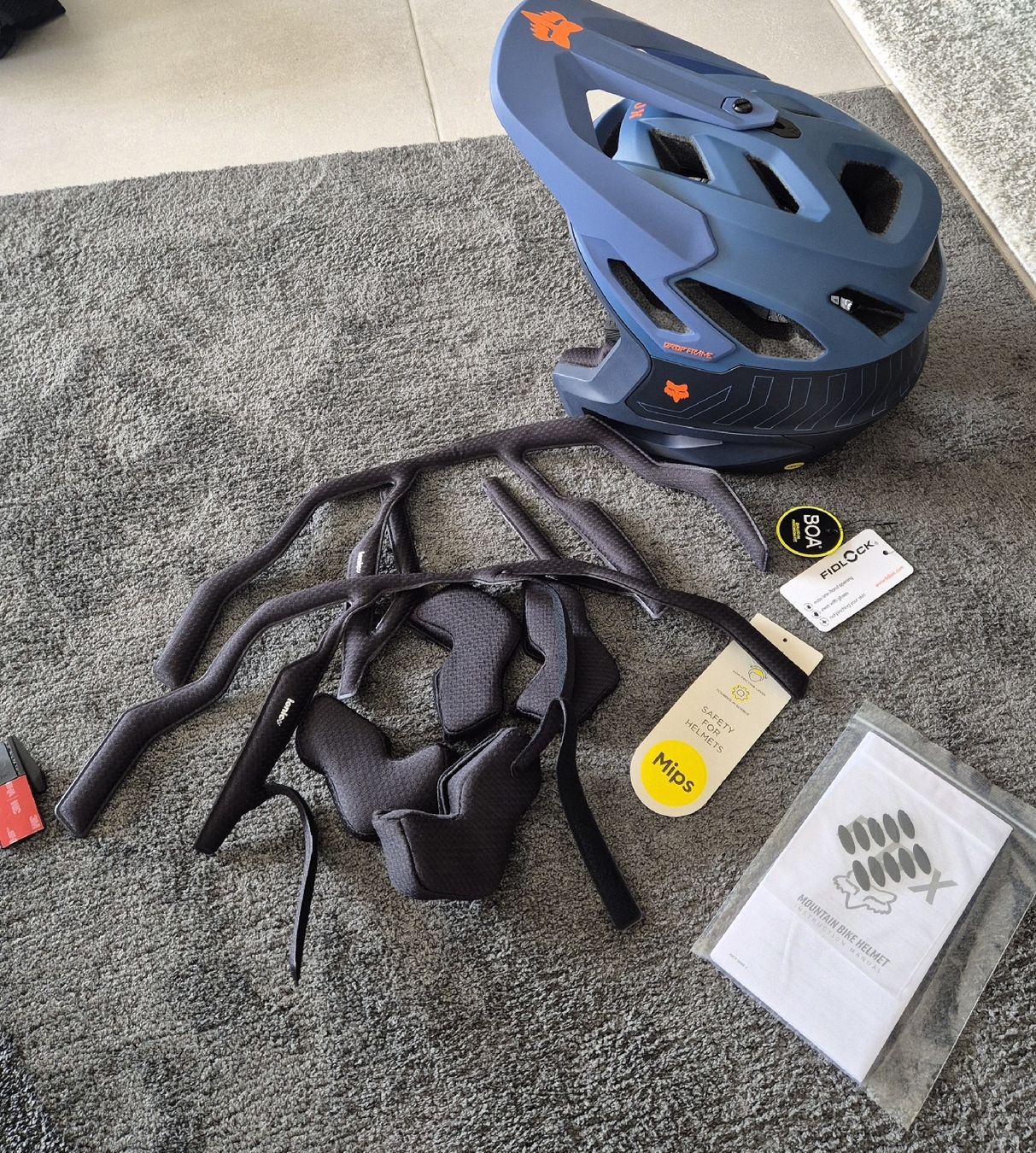 Fox Caschi: casque fox dropframe pro  – Nuovo (secondo la descrizione) da Begnins venduto da jim_7mfm 1