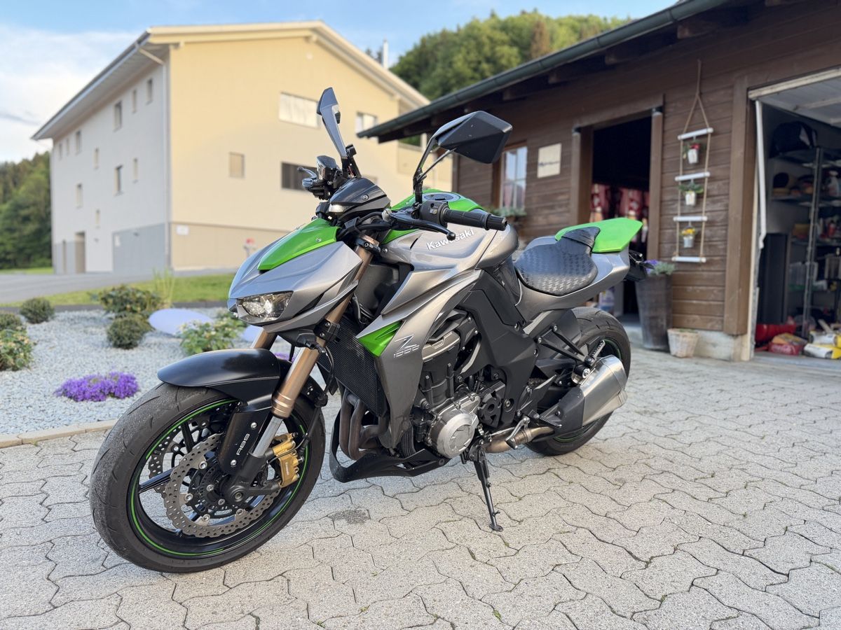 Kawasaki Strada: KAWASAKI Z1000 TOP ZUSTAND – Usato da Muhen venduto da Vito-Automobile 7