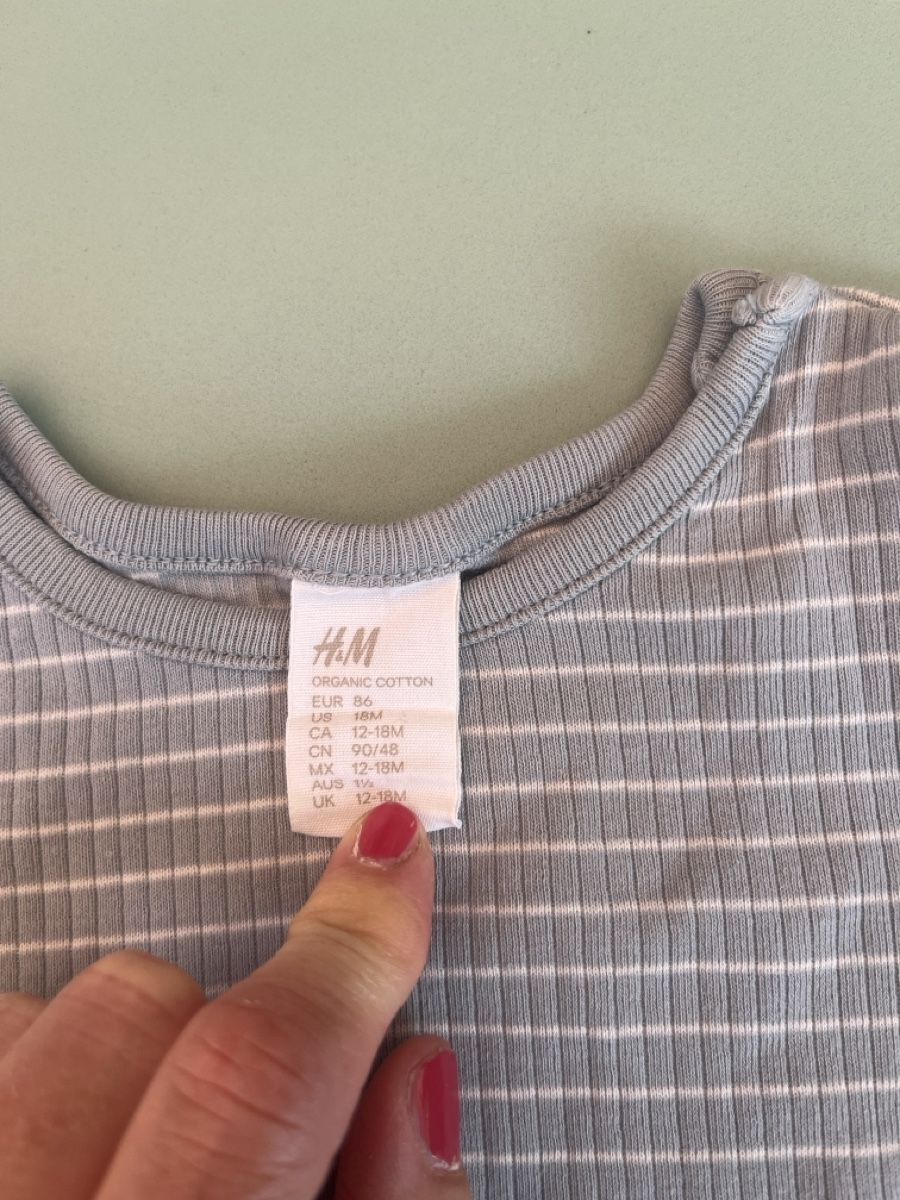 H&M Hemden, T-Shirts & Polos: H&M Kinder T-Shirt Gr. 86 – Gebraucht aus Basel von HugChristine 1