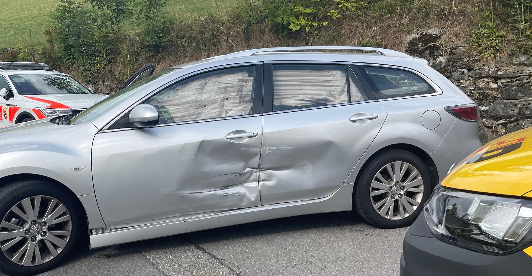 Mazda Automobili: Mazda 6 2.0 / Automatik / Klima – Difettoso da Kehrsatz venduto da Krampuschki 3