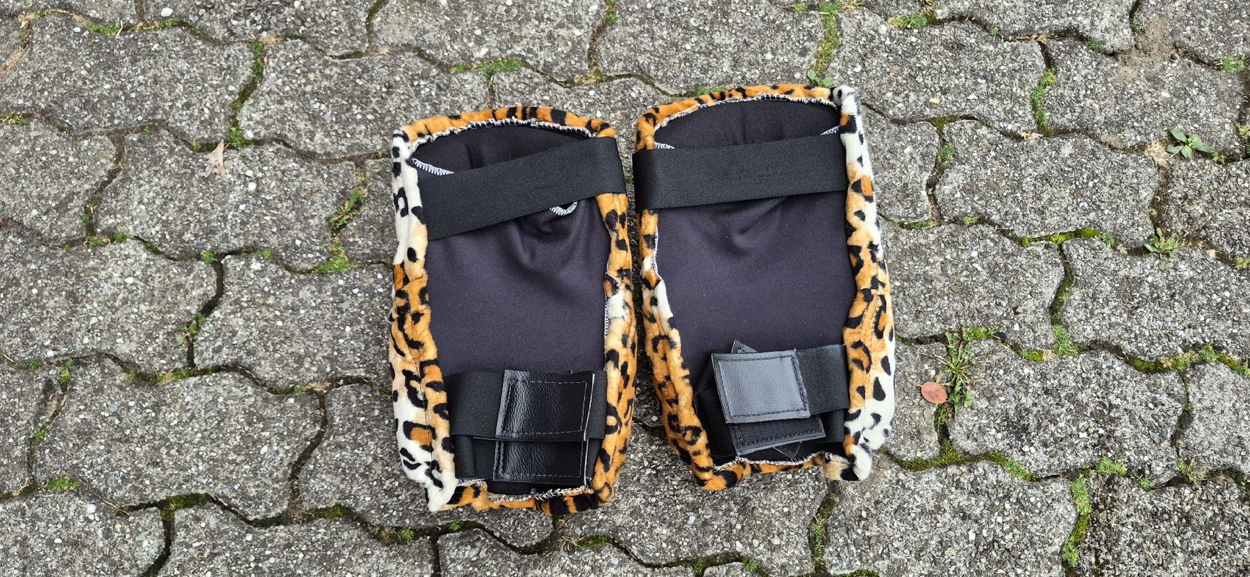 Schutz & Schoner: Knieschoner – Gebraucht aus Ebnat-Kappel von playade 1