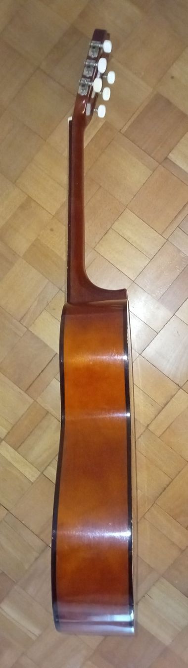 Musikinstrumente: Classical Spanish Nylon string Guitar Good USED Condition – Gebraucht aus Bern von This_that_other_all 7