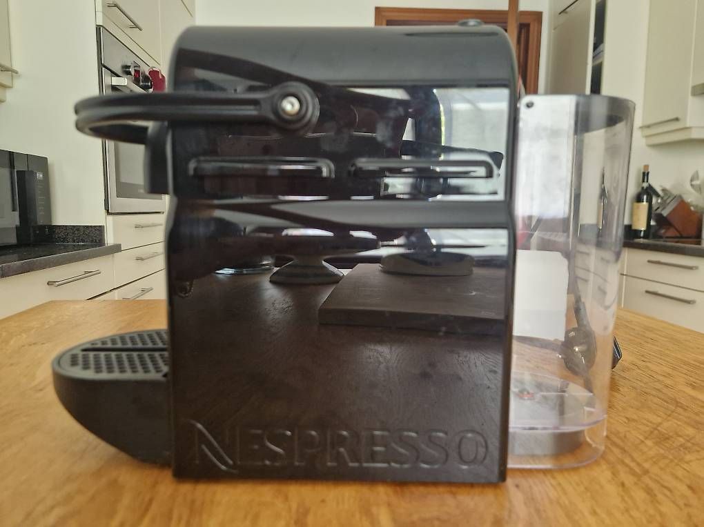 Macchine per caffè & Macchine per espresso: Vendo macchina del caffé Nespresso – Usato da Savosa venduto da ang_xqs7 2