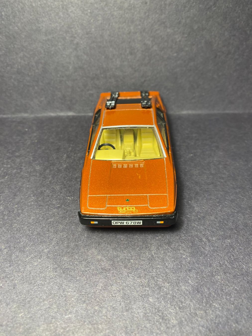 Corgi Toys Modellini d'auto: Lotus Esprit James Bond 007 - Corgi 1:36 – Usato da Spiez venduto da Mlandcruiser 7
