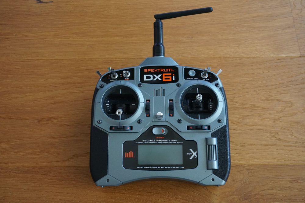 SPEKTRUM DX6i / DSM-X / Mode 2 Sender | Kaufen auf Ricardo