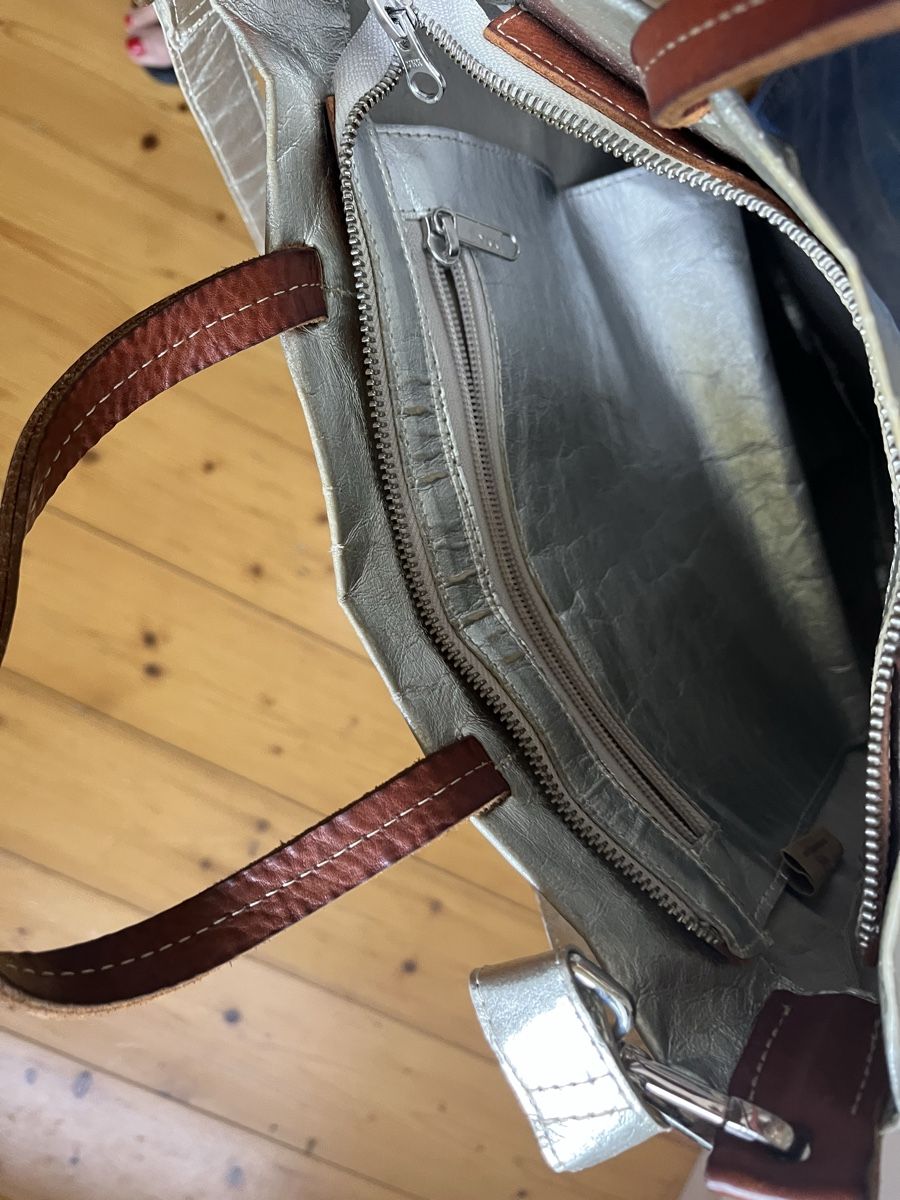 Uashmama Borse da donna: Uashmama Tasche silber – Nuovo (secondo la descrizione) da Schwendibach venduto da didu12 1