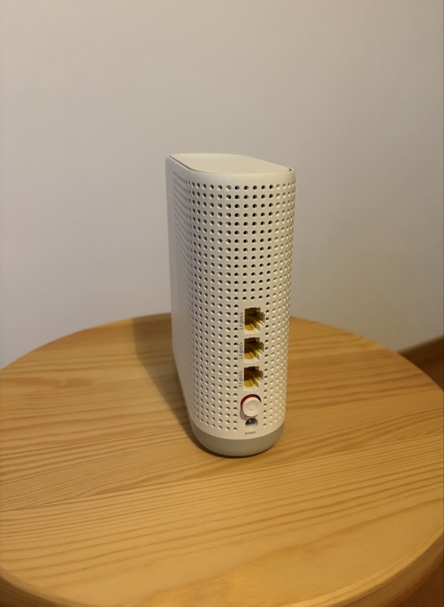 Swisscom WiFi: Swisscom WLAN-Box 3 weiss mit Netzteil – Usato da Bern venduto da lucbec 2