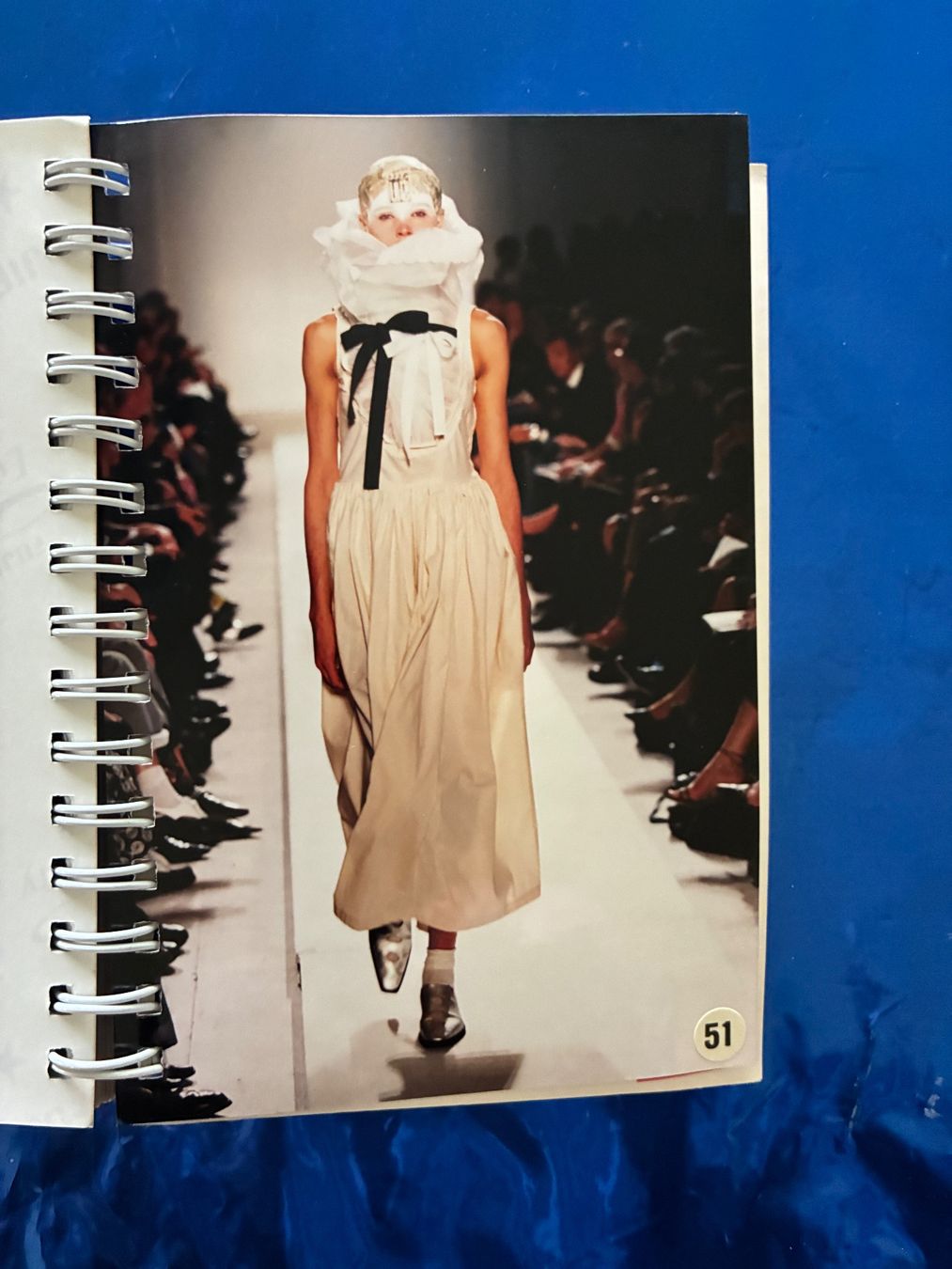 Riviste & Magazine: Comme des Garçons Lookbook Spring/Summer 2002 – Usato da Aarwangen venduto da nemkin61 7