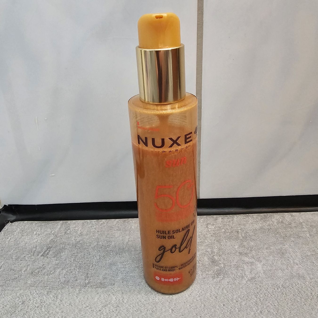 Nuxe Autres soins du corps: NUXE Gold, LSF 50 – D'occasion à Horw par BPi. 4