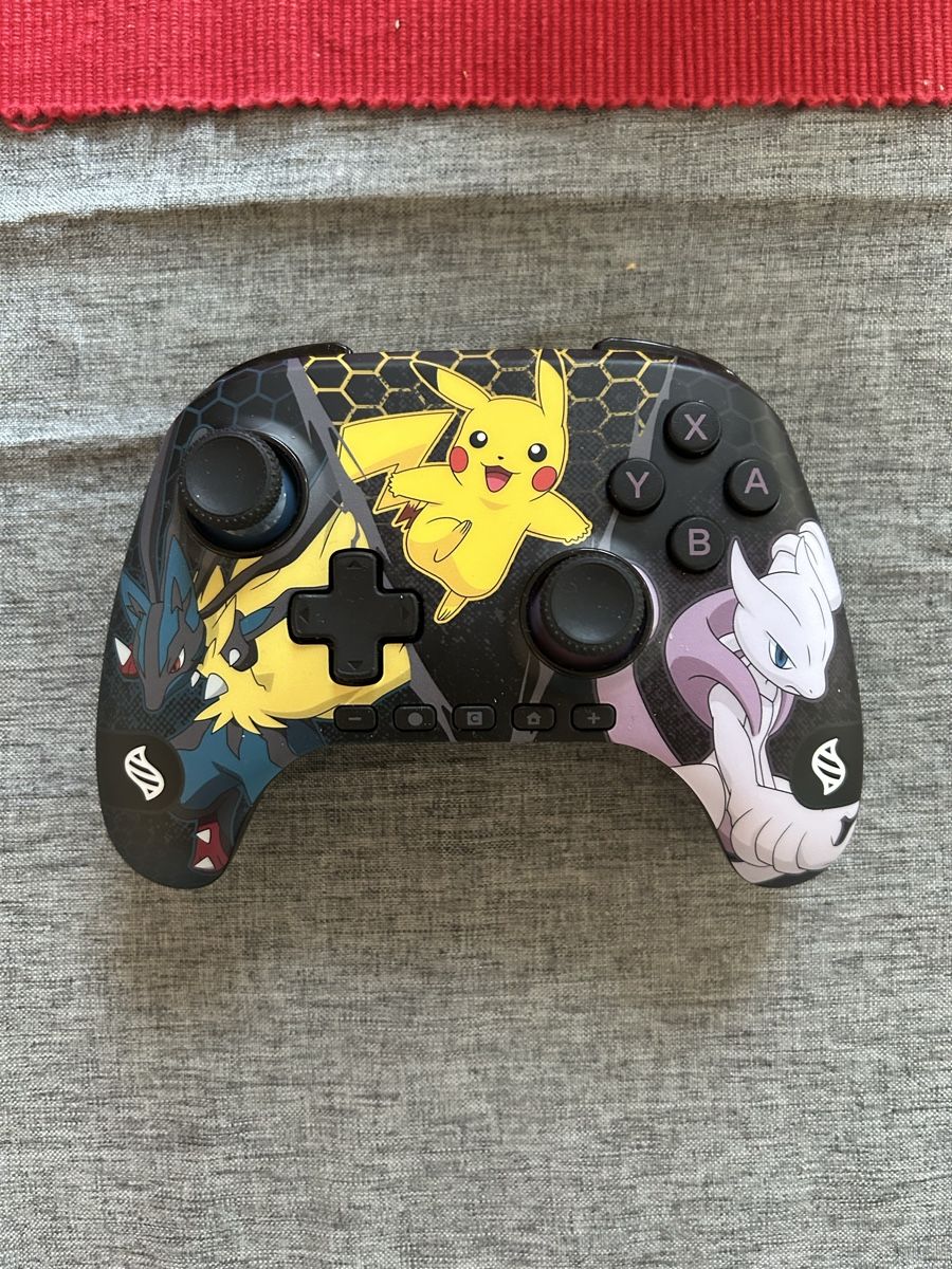 Nintendo Controller: PowerA Controller und Pokemon Spiel Switch neuwertig – Usato da Fahrweid venduto da koc_b7rm 2