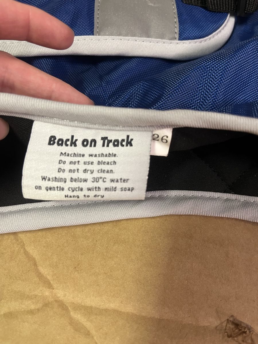 Vêtements: Back on track Hundedecke Gr. 26 – Neuf (Voir description) à Zürich par Meret.Sa 1