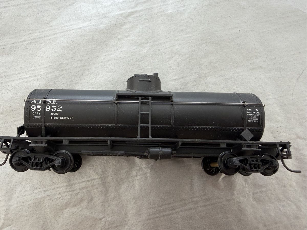 Athearn Modellini di ferrovie: wagon-citerne Athearn – Usato da Echallens venduto da JAR69